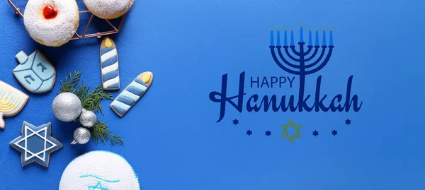 Carte Voeux Avec Symboles Hanoukka Décor Noël Sur Fond Bleu — Photo