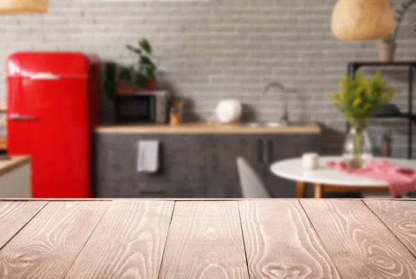 Prázdný Dřevěný Stůl Interiéru Moderní Kuchyně — Stock fotografie
