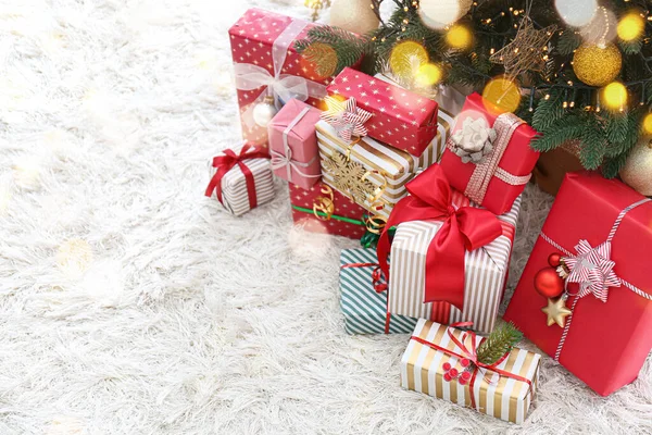Many Christmas Gifts Fir Tree Floor — Stock Photo, Image