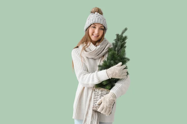 Young Woman Warm Hat Christmas Tree Green Background — Stock Photo, Image