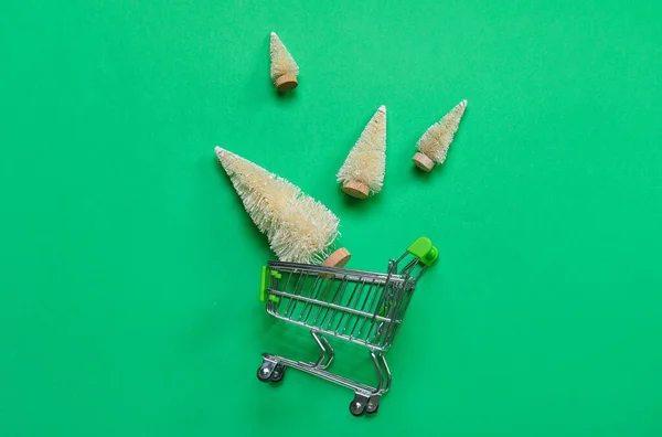 Shopping Cart Christmas Trees Green Background — Stock Photo, Image