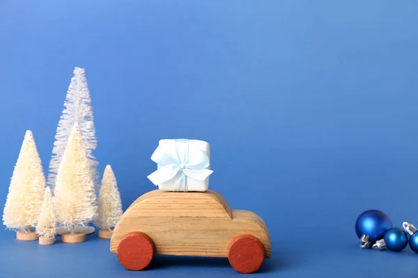 Toy Car Christmas Trees Gift Blue Background — Stock Photo, Image
