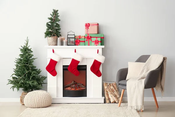 Interior Living Room Fireplace Presents Christmas Trees — Stock Photo, Image