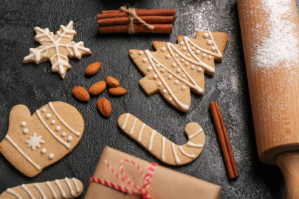 Tasty Christmas Cookies Almond Nuts Cinnamon Dark Background Closeup — Stock Photo, Image