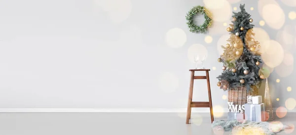 Bela Árvore Natal Com Presentes Decoração Interior Quarto Banner Para — Fotografia de Stock