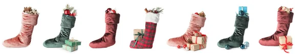 Sada Vánočních Ponožek Dárky Dekoracemi Bílém Pozadí — Stock fotografie
