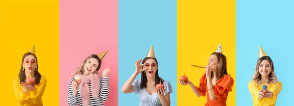 Collage Von Glücklichen Jungen Frauen Mit Geburtstagskuchen Auf Farbigem Hintergrund — Stockfoto
