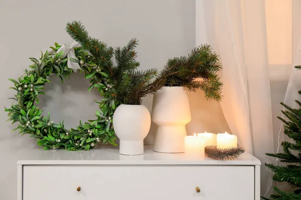 Vases Fir Branches Christmas Mistletoe Wreath Candles Chest Drawers Bedroom — Stock Photo, Image