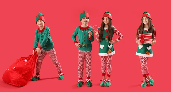 Collage Niedlicher Kleiner Kinder Als Weihnachtselfen Auf Rotem Hintergrund — Stockfoto