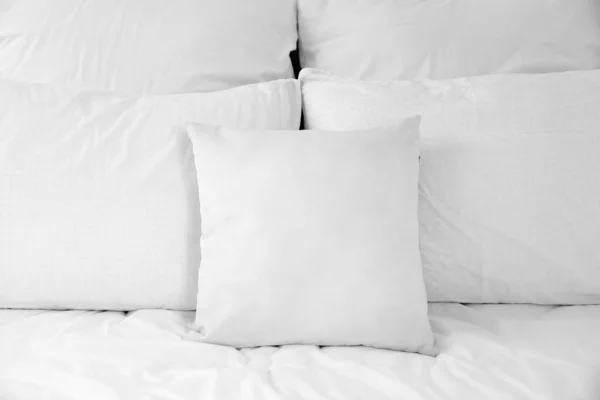 Soft Pillows Comfortable Bed Closeup — Stock Photo, Image