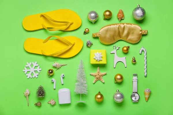 Travel Accessories Christmas Decor Green Background — Stock Photo, Image