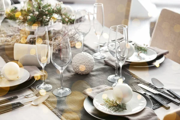 Beautiful Table Setting Christmas Dinner Room — Stock Photo, Image