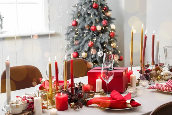 Cenário Mesa Romântico Para Jantar Natal Sala Estar — Fotografia de Stock