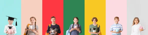 異なる小さな子供のコラージュとともに貯金箱上の色の背景 — ストック写真