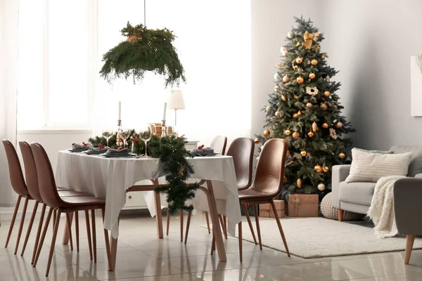 Interior Dining Room Table Christmas Tree — Stock Photo, Image