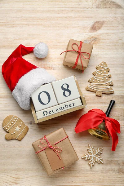 Cube Calendar Date December Santa Hat Christmas Bell Cookies Gifts — Stock Photo, Image