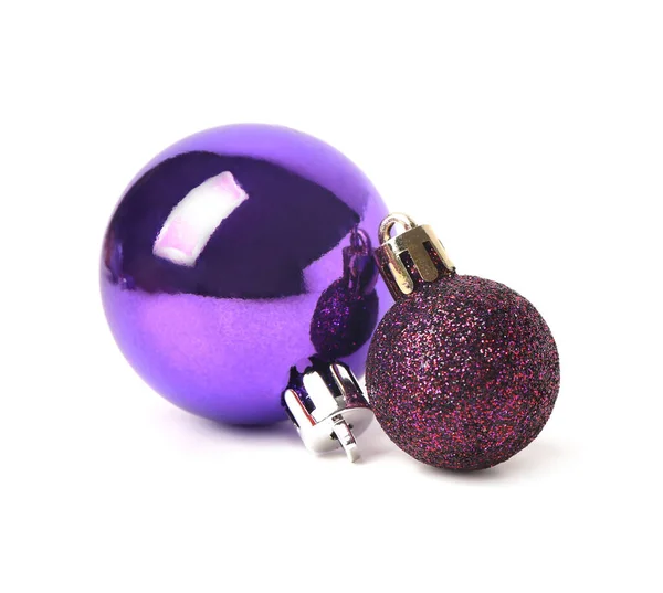 Bolas Navidad Púrpura Aisladas Sobre Fondo Blanco — Foto de Stock