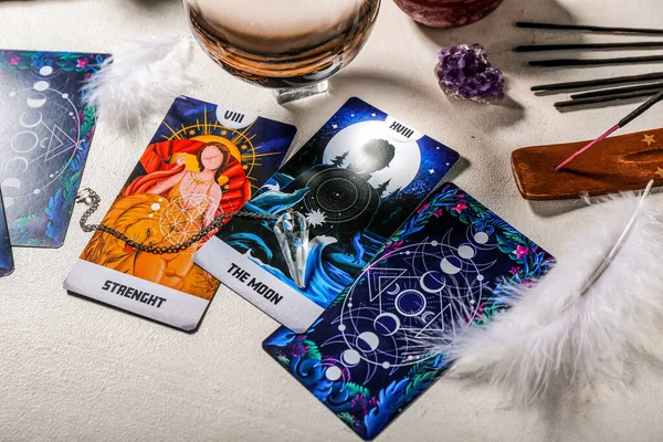 Tarot Cards Magic Attributes Table — Stock Photo, Image