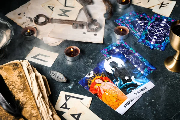 Magic Attributes Fortune Teller Dark Table — Stock Photo, Image