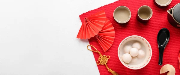 Tigela Tangyuan Com Chá Decoração Chinesa Fundo Branco Com Espaço — Fotografia de Stock