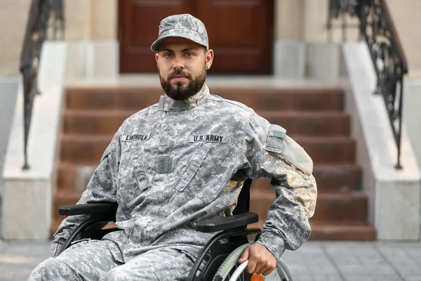 Young Soldier Wheelchair Street — Stock Photo, Image