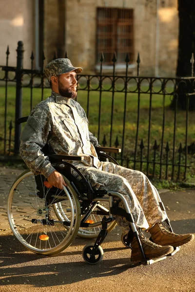 Young Soldier Wheelchair Street — Stock Photo, Image