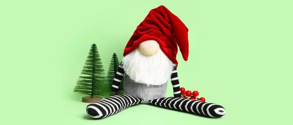 Christmas Gnome Decorations Green Background — Stock Photo, Image