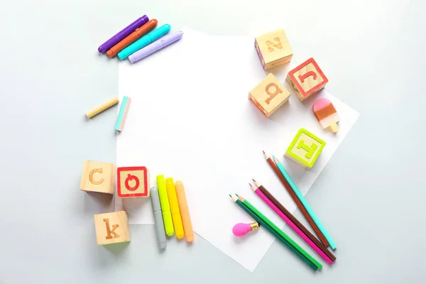 Blank Paper Sheets Felt Tip Pens Pencils Cubes Light Background — Stock Photo, Image