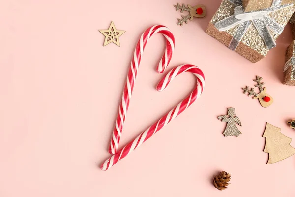 Heart Made Candy Canes Christmas Decorations Pink Background — Stock Photo, Image