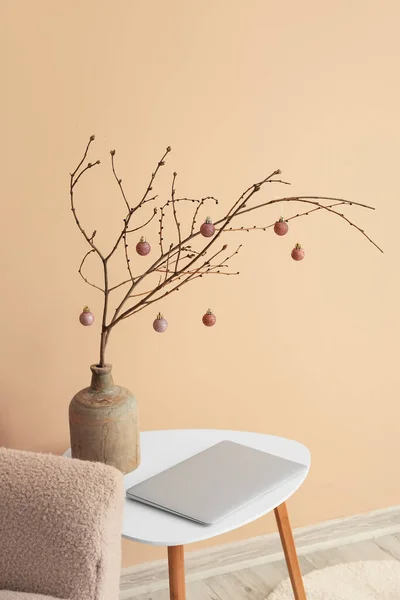 Tree Branches Christmas Balls Vase Laptop Table Beige Wall — Stock Photo, Image