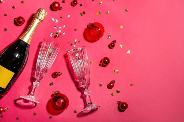 Bottle Champagne Glasses Christmas Balls Confetti Pink Background — Stock Photo, Image