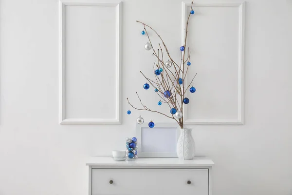 Vase Tree Branches Christmas Balls Cup Coffee Drawers Light Wall — Stock Photo, Image