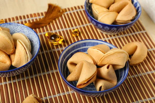 Bowls Fortune Cookies Chinese Symbols Bamboo Mat Closeup — Stock Photo, Image