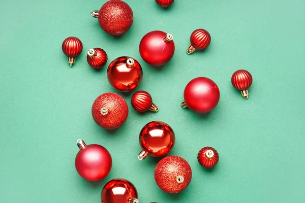 Palle Rosse Natale Sfondo Verde — Foto Stock