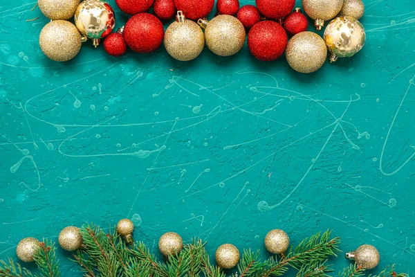 Рамка Різдвяних Кульок Ялинових Гілок Гранжевому Фоні — стокове фото