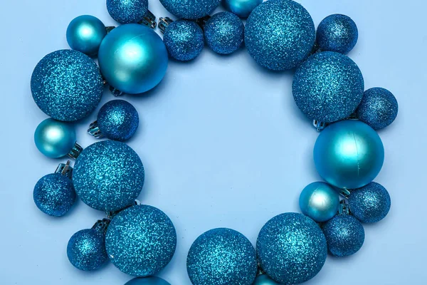 Marco Hecho Bolas Navidad Brillantes Sobre Fondo Azul — Foto de Stock