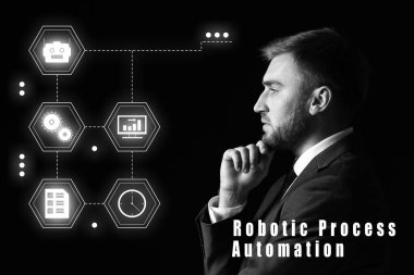 Karanlık bir geçmişi olan bir iş adamı. RPA kavramı