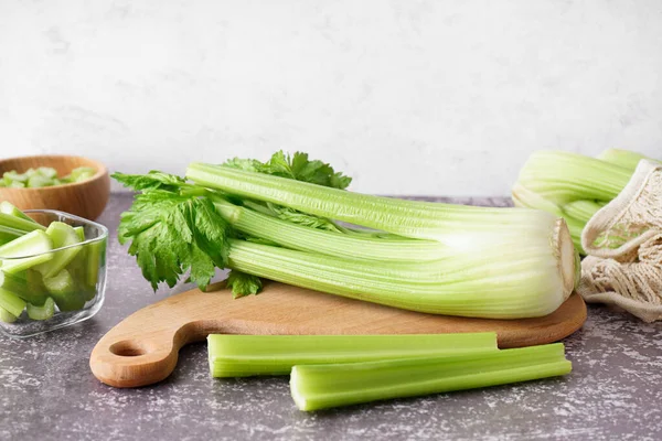 Wooden Board Fresh Celery Table — Stock Photo, Image