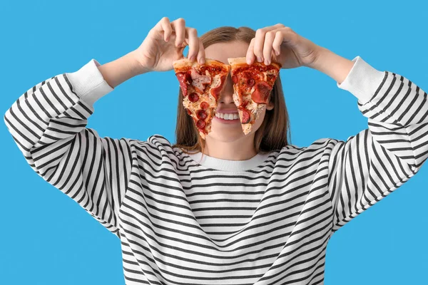 Funny Young Woman Pizza Slices Blue Background — Stock Photo, Image