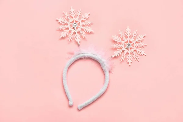 Beautiful Christmas Headband Pink Background — Stock Photo, Image