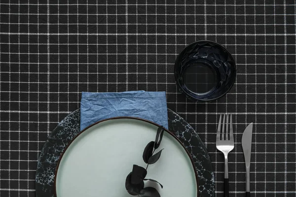 Elegant Table Setting Plant Branch Black Checkered Cloth Closeup — Stock Photo, Image