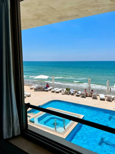 View Window Beach Pool Sunny Day — Stock Photo, Image