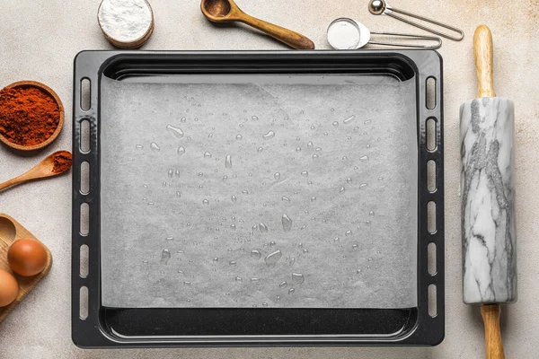 Baking Tray Paper Ingredients Kitchen Supplies Light Background — Stock Photo, Image