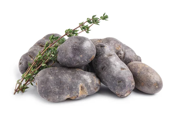 Heap Raw Purple Potatoes Herbs White Background — Stock Photo, Image