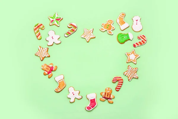 Heart Made Tasty Christmas Cookies Green Background — Stock Photo, Image