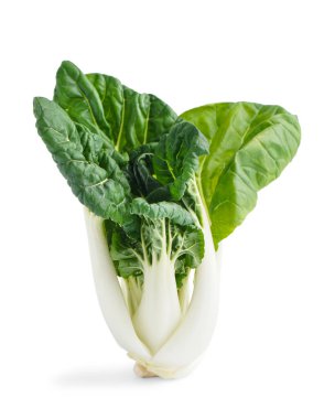 Beyaz arka planda taze pak choi lahanası