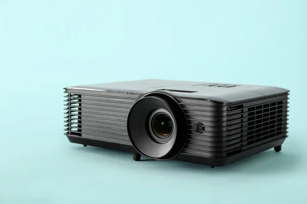 Black Video Projector Blue Background — Stock Photo, Image