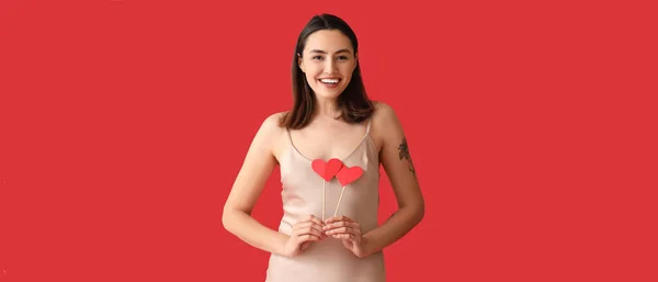 Young Woman Paper Hearts Red Background — Stock Photo, Image