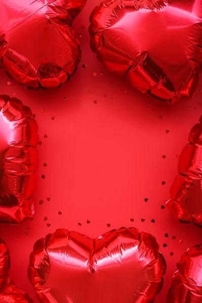 Рама Зроблена Серцевидних Кульок Червоному Тлі День Святого Валентина — стокове фото