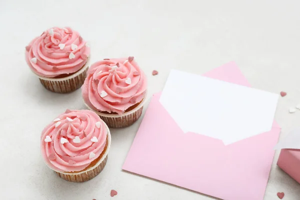 Tasty Cupcakes Envelope Blank Card Valentine Day White Background — Stock Photo, Image